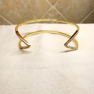 Victoria Secret arrow bracelet